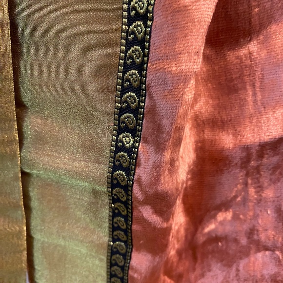 Beautiful Made in India Mixed Fabric Patchwork Reversible Scarf - Picture 7 of 12